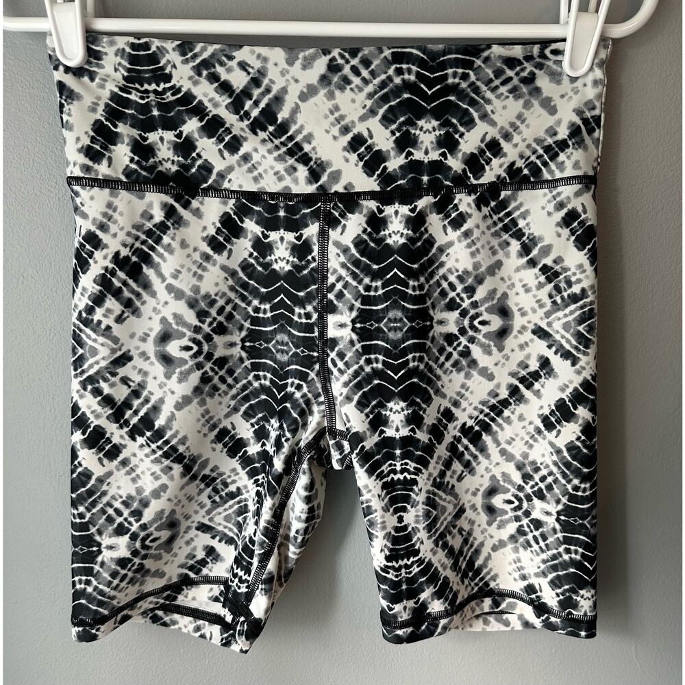 Women's Victoria Secret Sport Bike Shorts Black/white size S